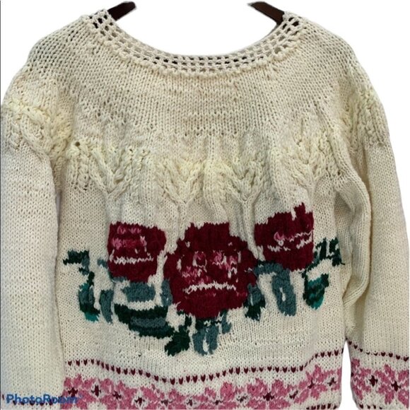 RARE! Vintage🌸Hand Knit Chunky Fair Isle Pullover Sweater Roses Size S… - Picture 2 of 8